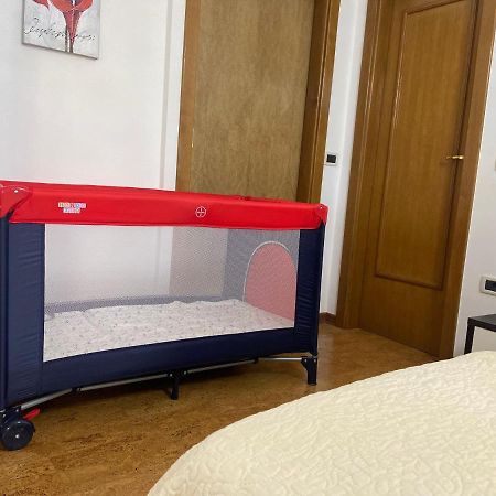 אומאג Apartment Kris מראה חיצוני תמונה