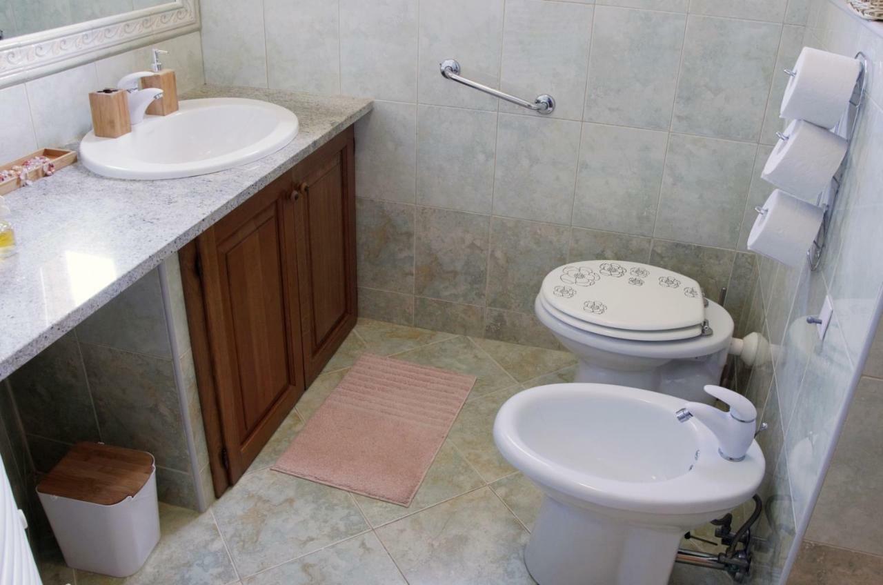 אומאג Apartment Kris מראה חיצוני תמונה
