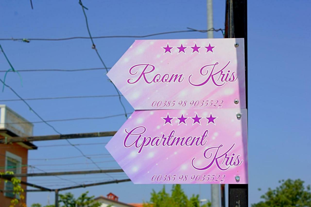 אומאג Apartment Kris מראה חיצוני תמונה